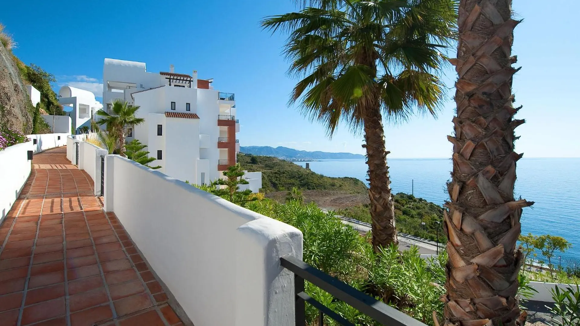 Apartment Lateral View By Interhome Torrox Spanje