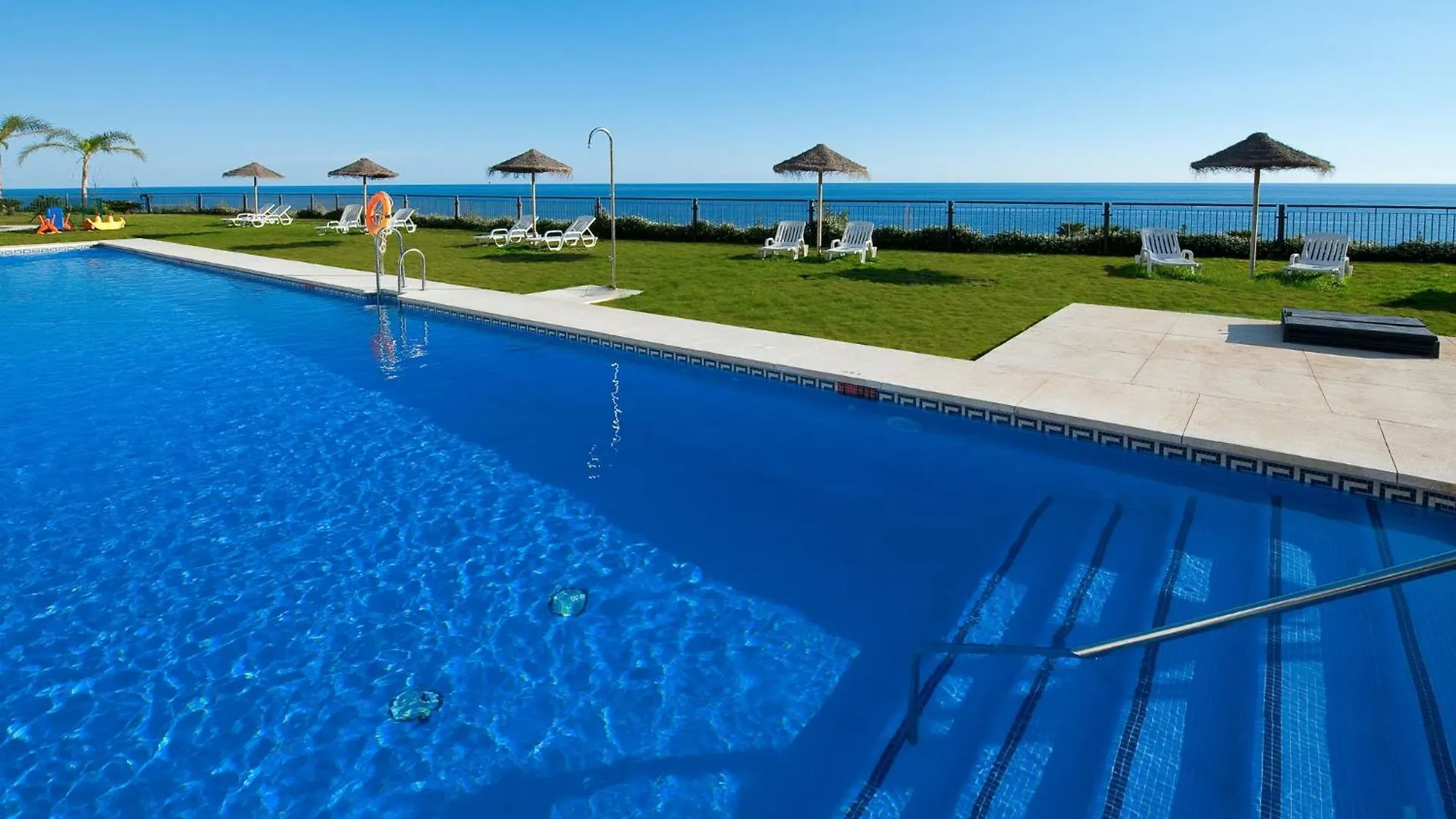 Apartment Lateral View By Interhome Torrox